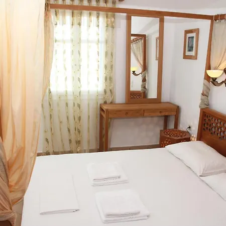 Aiolos Hotel Irakleia (Naxos)